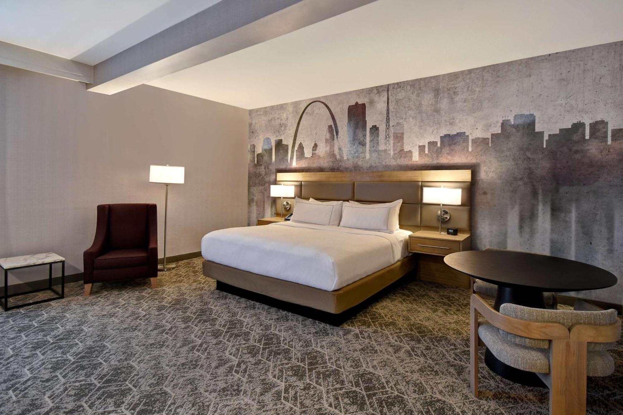 Hotel Doubletree By Hilton St. Louis Airport, Mo Woodson Terrace Exterior foto